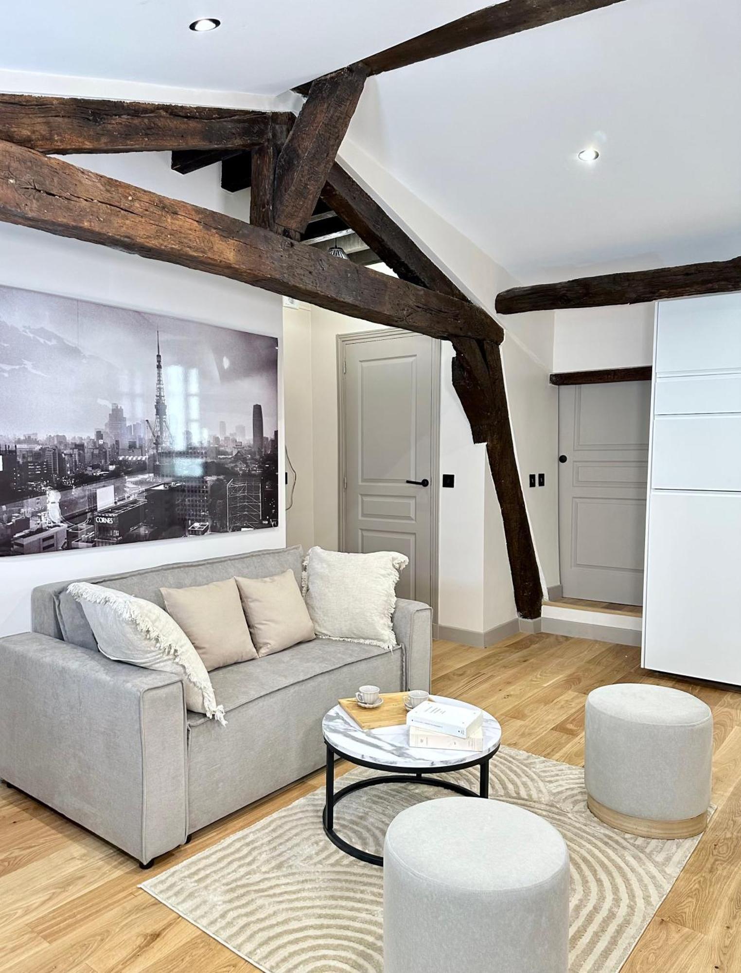 Le Marais' Finest Luxurious Apartment Paris Exterior photo