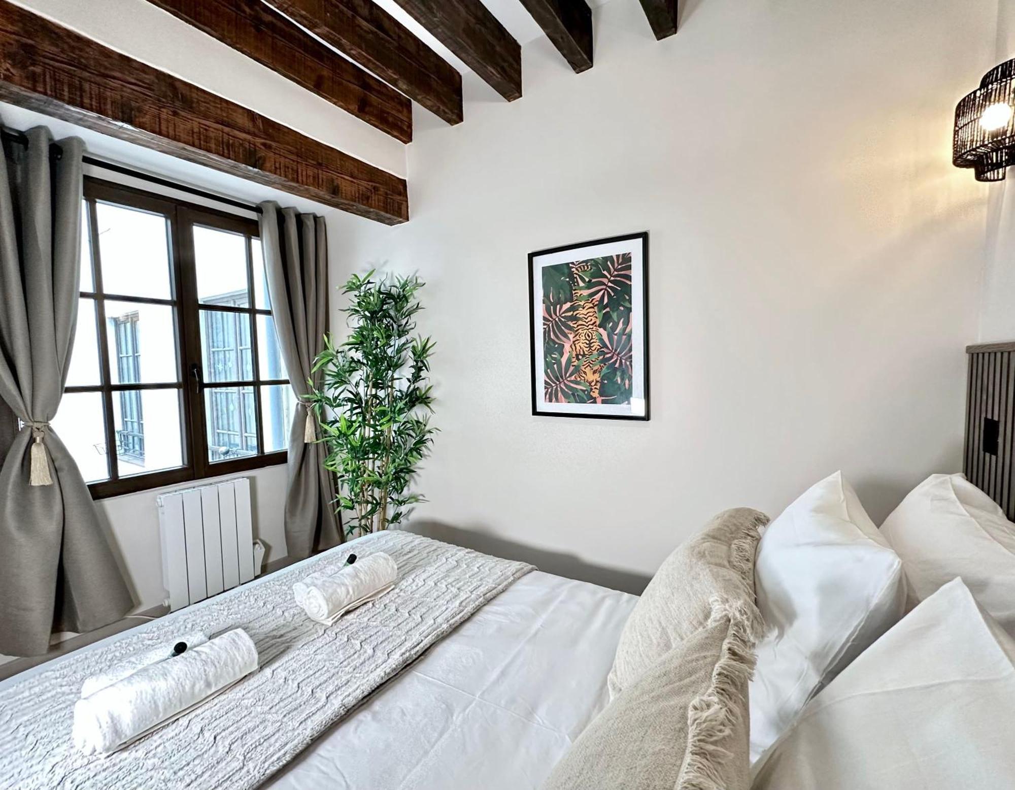 Le Marais' Finest Luxurious Apartment Paris Exterior photo